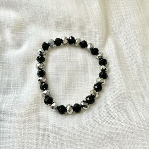 Black and chrome solver beaded bracelet